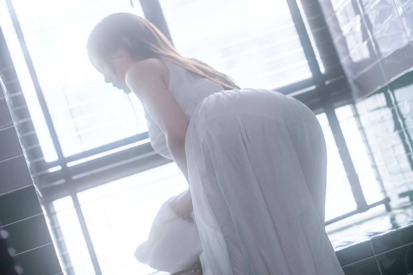 星之迟迟_25年5月计划G_雨天的奇妙偶遇_100P,1V_3_4GBp01 tg@simisebaisi 【丝足阁】010.webp